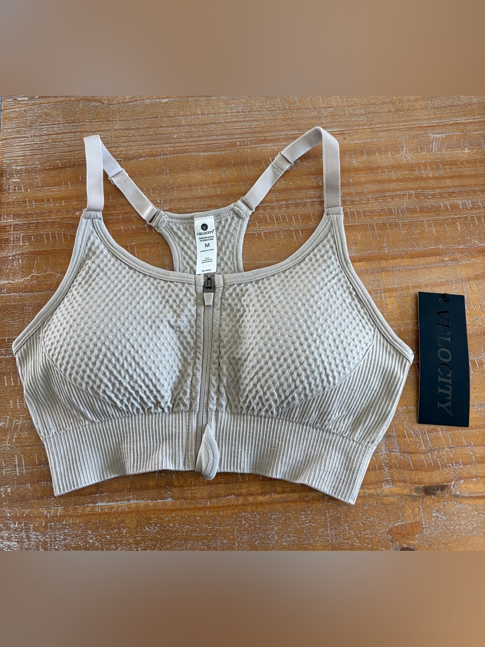 NWT Velocity Sports Bra Women’s Size M Beige Seamless Quinn Racetrack Zip Front